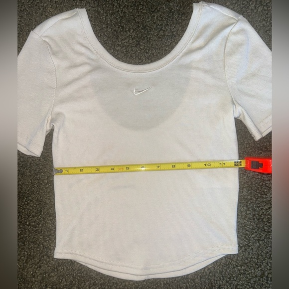 Nike Sportswear Chill Knit Tight Scoop-Back Short-Sleeve Mini-Rib Top / Size S - Picture 5 of 7